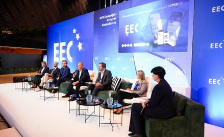 Uczestnicy sesji dyskutowali między innymi o tym, jak budować w Polsce suwerenność technologiczną