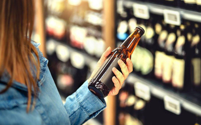 Polacy coraz częściej kupują piwo bezalkoholowe