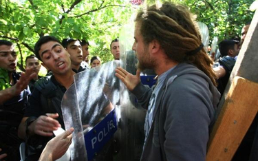 W Ankarze studenci bronili drzew