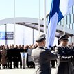 4 kwietnia 2023 r. przed siedzibą NATO zawisła flaga Finlandii, nowego państwa członkowskiego
