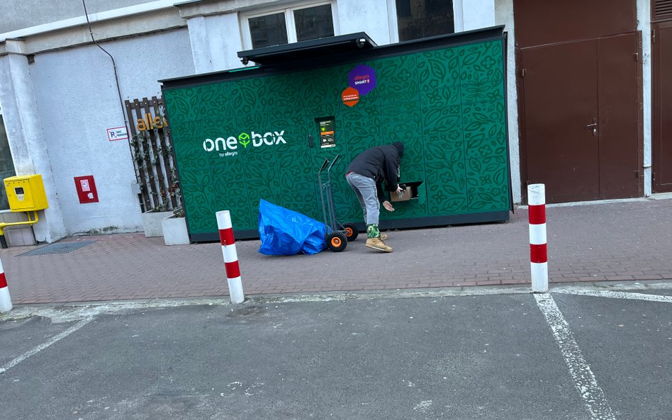 Spór Allegro z InPostem to będzie długi sitcom