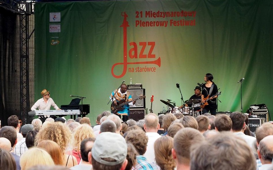 Charnett Moffett, Stanley Jordan, Jeff Tain Watts i Casimir Liberski