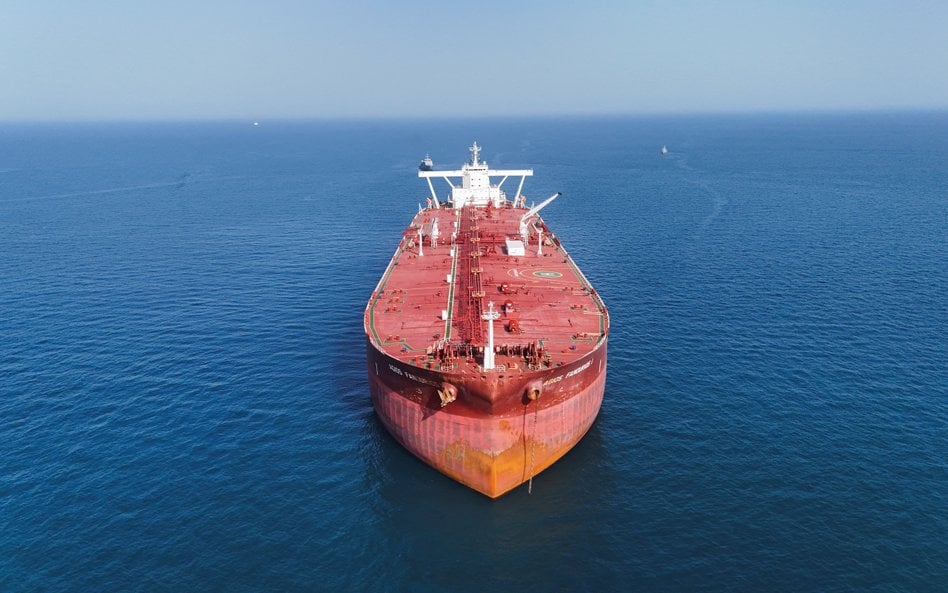 Iran eskaluje konflikt w cieśninie Ormuz. Ostrzał i przejęcia statków