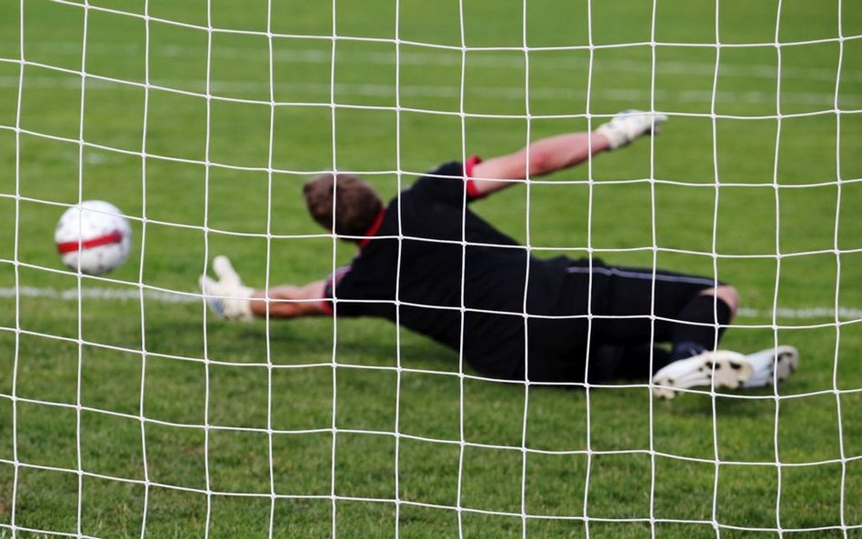 Anglia: Polak wrócił do domu, klub nie ma bramkarza