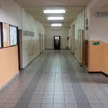 Leszno: Dorosły mężczyzna napadł na 10-latkę