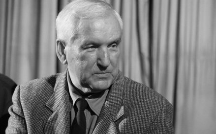 Operator filmowy. Miał 88 lat. (12 września 1930 - 3 kwietnia 2019)