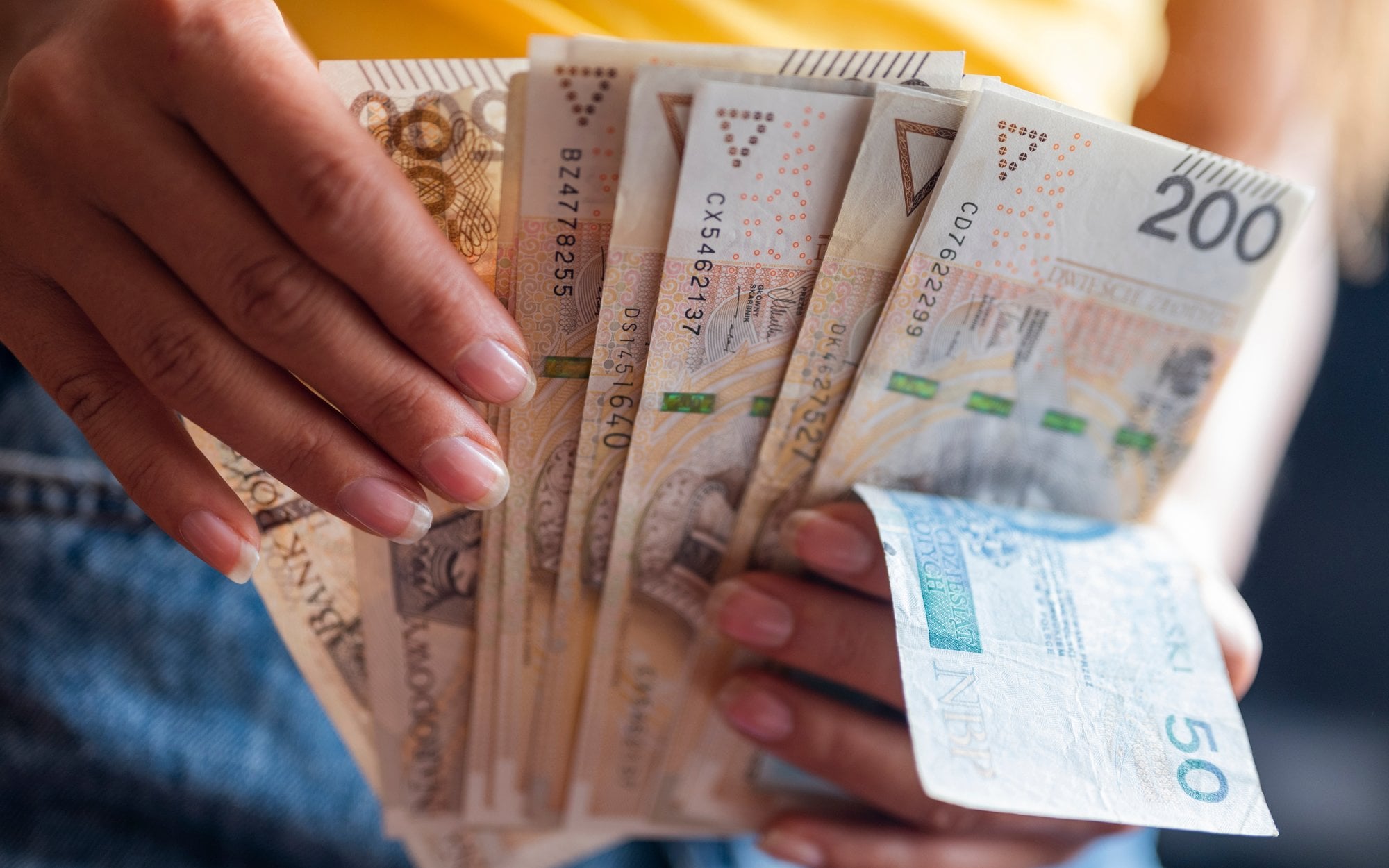 360 фунтов стерлингов в месяц к пенсии независимо от дохода. Важное пособие, увеличенное в 2026 году