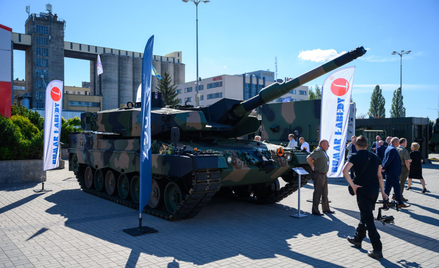 Czołg Leopard 2PL zaprezentowany podczas XXX Międzynarodowego Salonu Przemysłu Obronnego w Kielcach