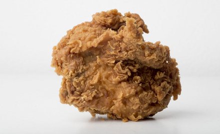 KFC wyprodukowało świecę o zapachu sosu z tłuszczu smażonego kurczaka