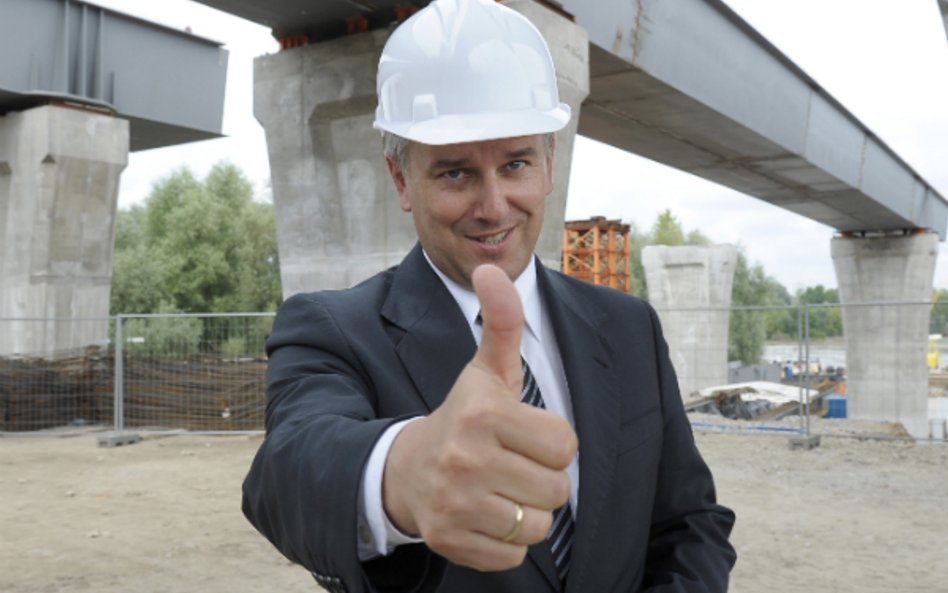 Cezary Grabarczyk i zaginiona autostrada. Komedia, która nie chce się zestarzeć