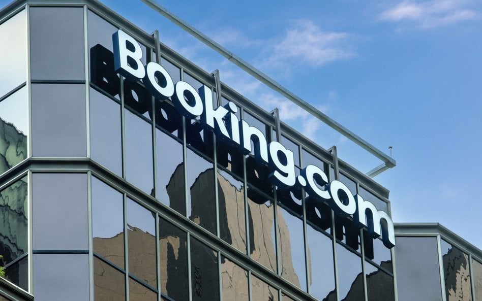 Kłopoty Booking.com - masowy pozew klientów z całej Europy i zapowiedź zwolnień