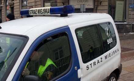 W Warszawie znikają samochody