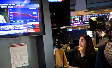 Potężna wyprzedaż akcji banków