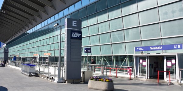 Rewolucja na Lotnisku Chopina. Szybciej przez bramki bezpieczeństwa