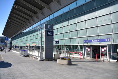 Nowe skanery mają znacznie przyspieszyć czas oczekiwania na kontrolę bezpieczeństwa na warszawskim l