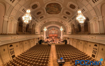 Aula UAM to jedna z najlepszych sal koncertowych w Poznaniu. Poza cyklicznymi koncertami muzyki powa