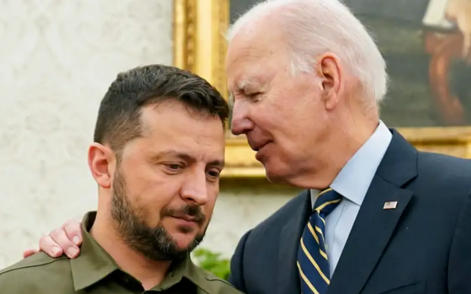 Prezydent USA Joe Biden zamierza utrzymać pomoc dla Ukrainy, ale stoi pod presją polityki wewnętrzne