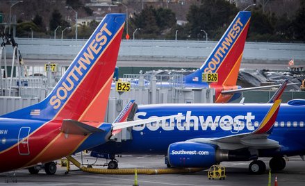 Linia lotnicza rezygnuje z orzeszków. Dla dobra pasażerów