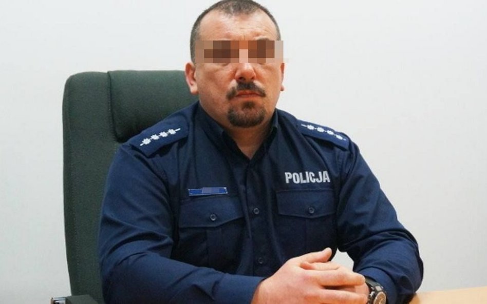 Pijany policjant wpadł do basenu