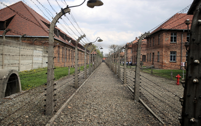 Teren byłego niemieckiego obozu koncentracyjnego Auschwitz w Oświecimiu