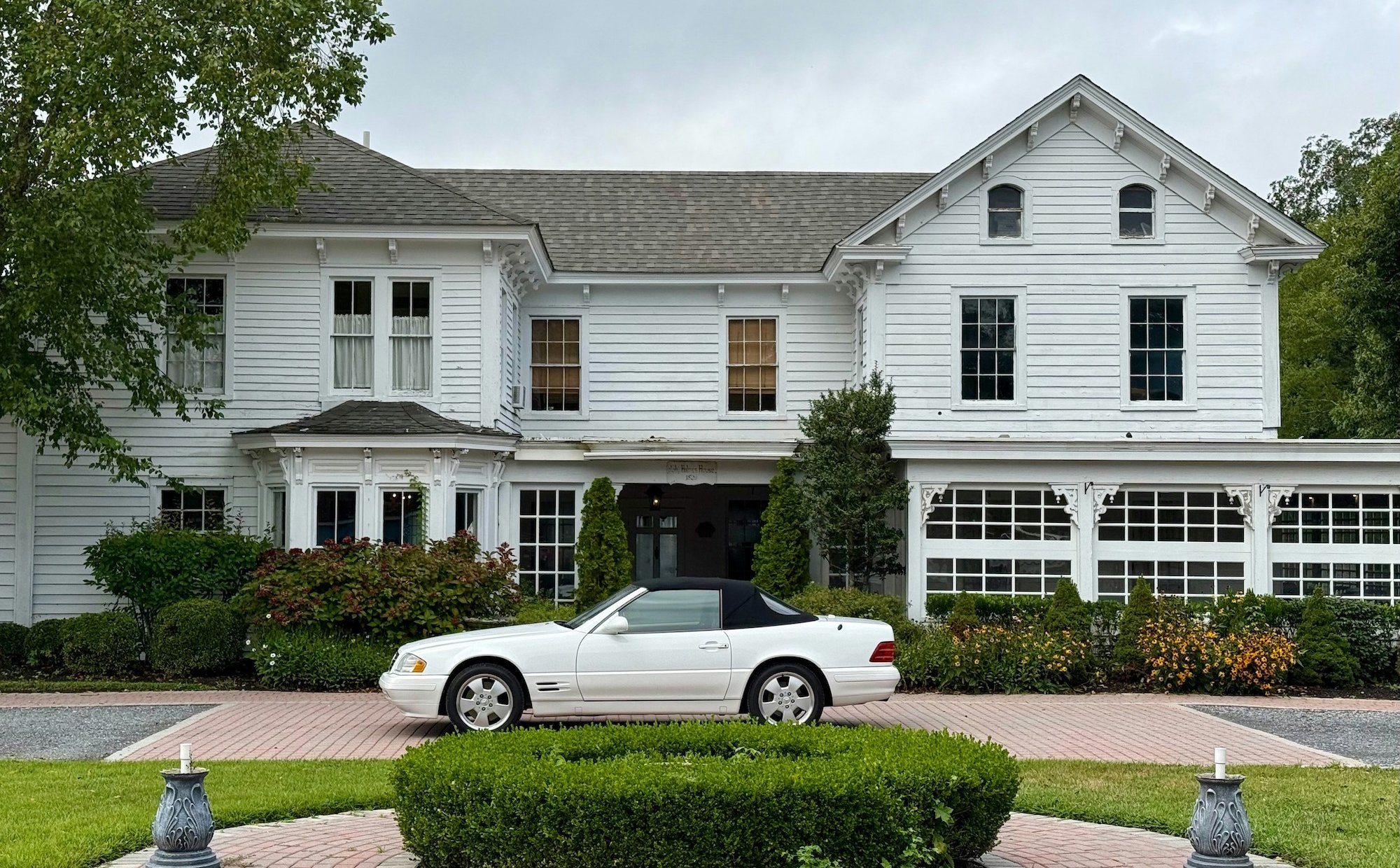 „Amerykański sen” podrożał. Ile kosztuje zamożne życie w Ameryce Donalda Trumpa?