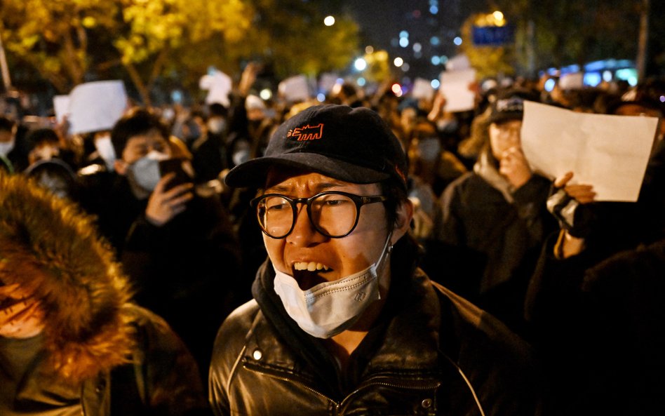 Masowe protesty w Chinach straszą inwestorów. Przecena na GPW