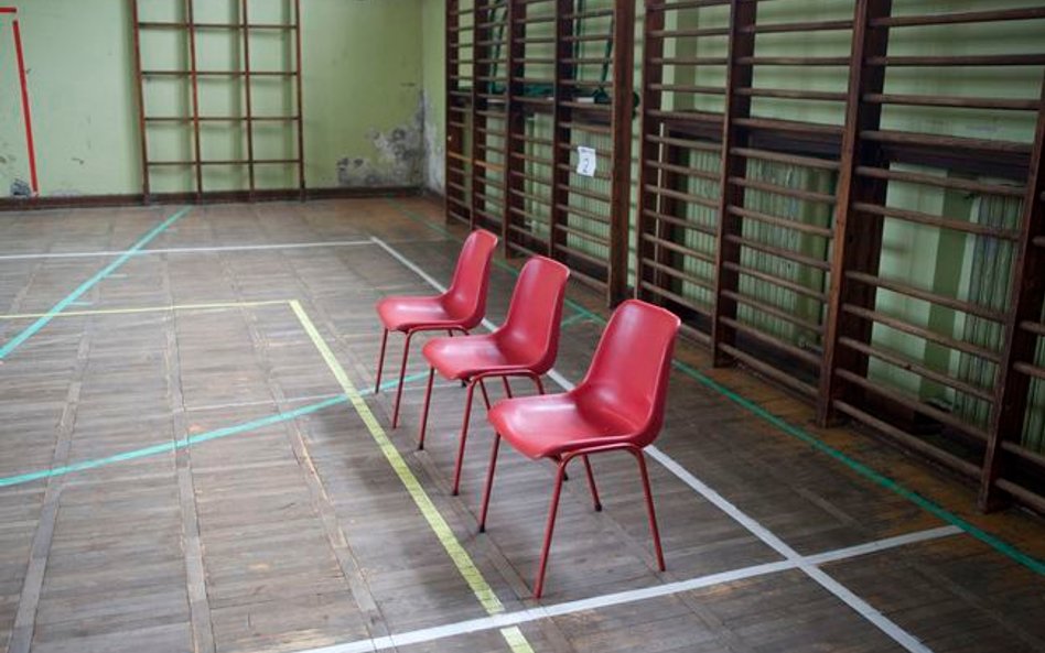 Gimnazjum zlikwidowano w niewłaściwy sposób