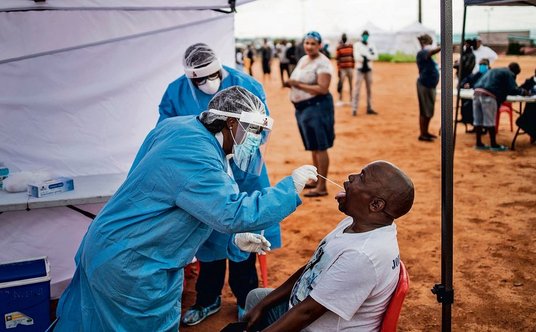 RPA uchodzi za jeden z krajów afrykańskich, które najlepiej radzą sobie z pandemią. Przeprowadzono t