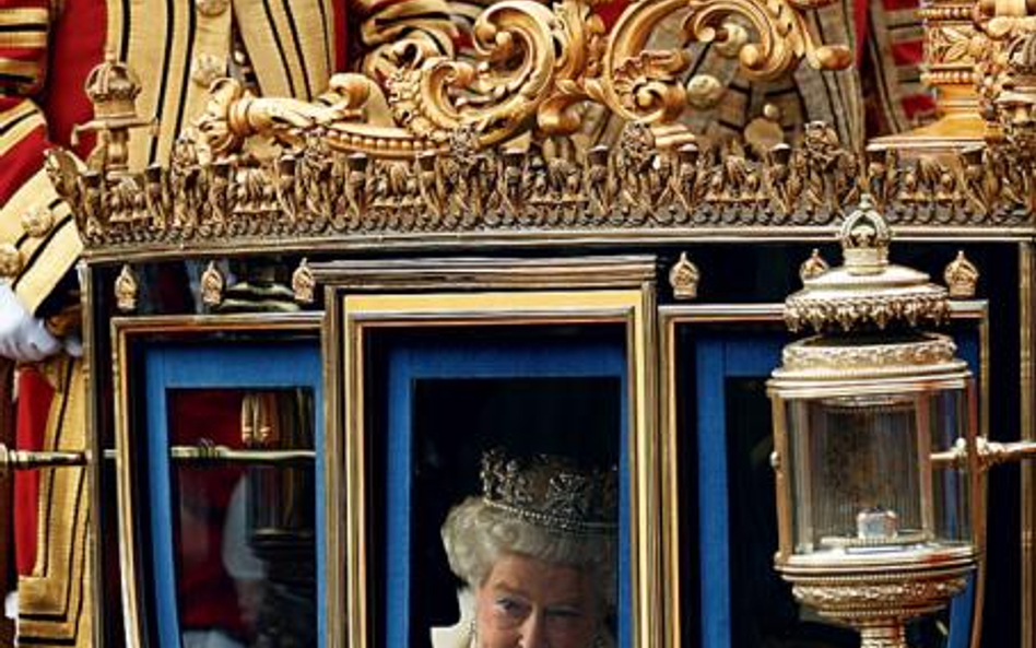 Monarcha musi być gwiazdą