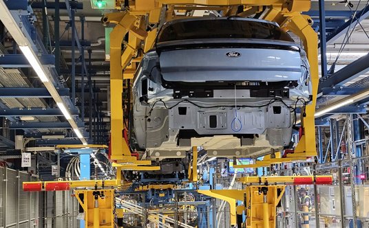 Rozpoczęcie produkcji elektrycznego Forda Explorera
