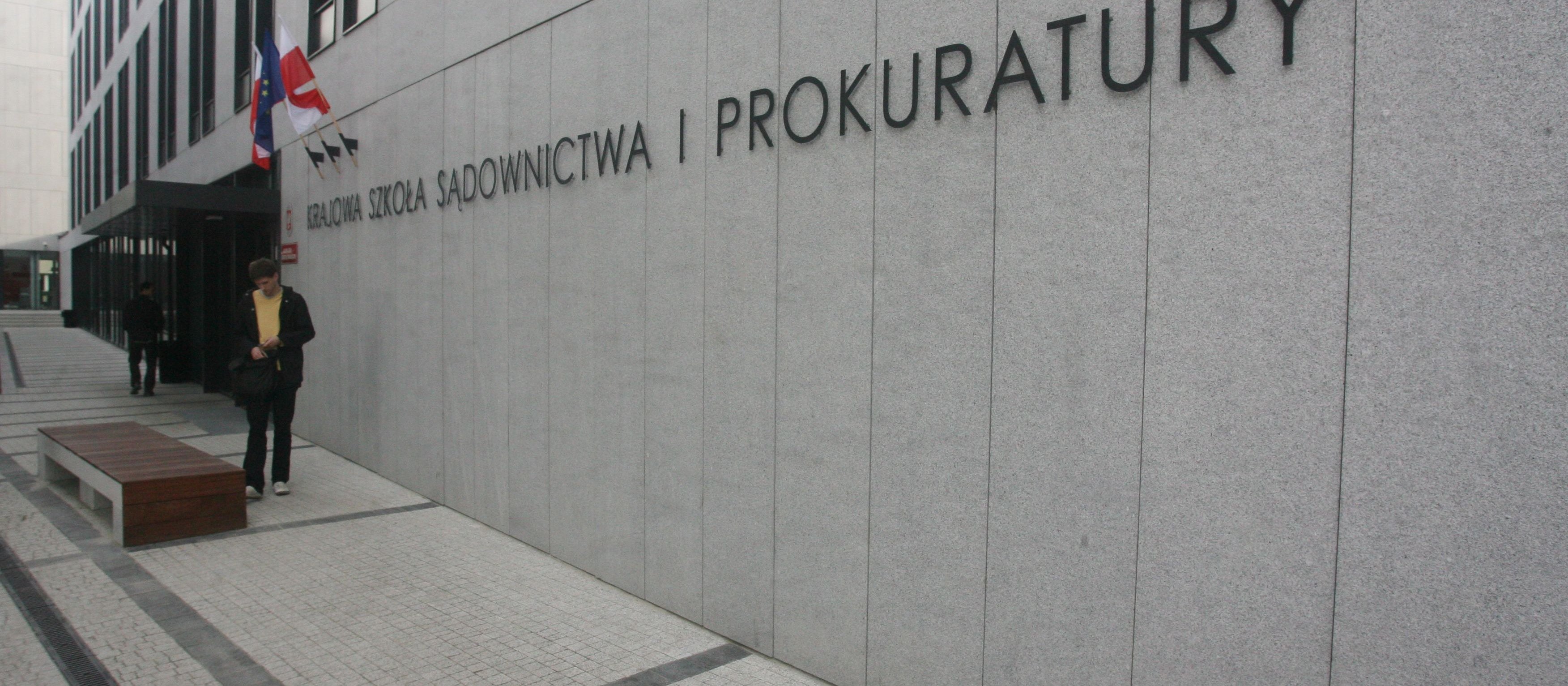 Aplikacja sędziowska i prokuratorska bliżej domu. Czy aplikant KSSiP będzie mógł wybrać szkołę?