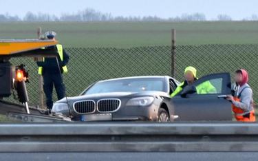 W marcu ub. roku na autostradzie A4 pod Opolem wystrzeliła opona w aucie, którym jechał prezydent. S