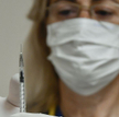 Epidemiolog: Szczepienie całej populacji na Covid-19 jest niepraktyczne