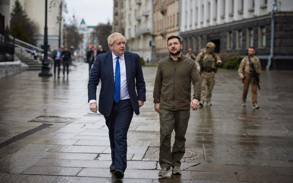 Boris Johnson i Wołodymyr Zełenski