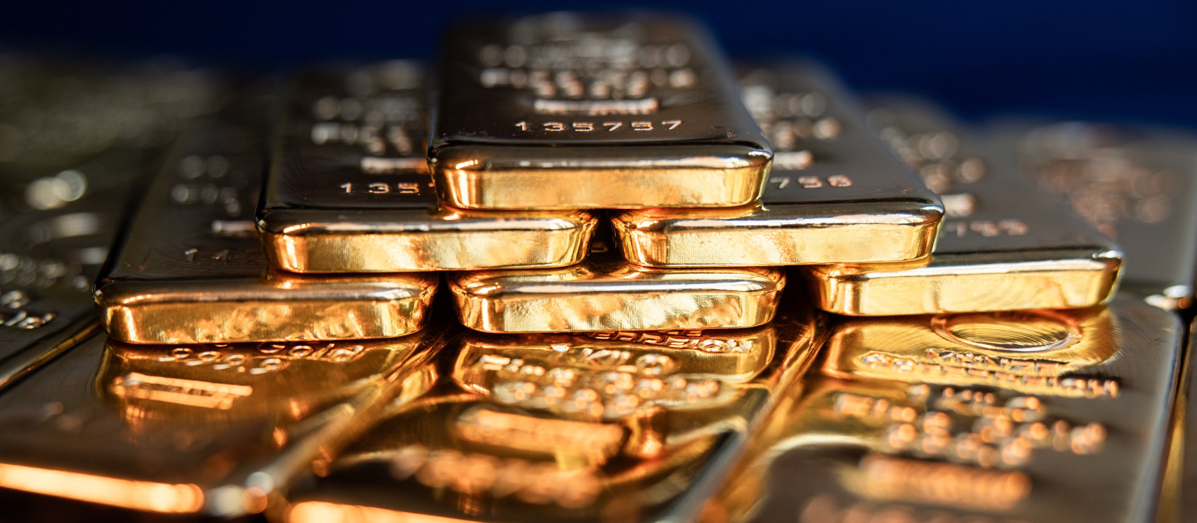 Gorączka złota w Rosji. Obywatele na potęgę skupują kruszec