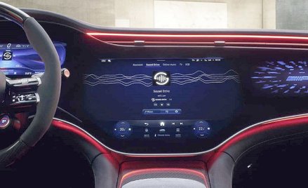 Mercedes komponuje muzykę