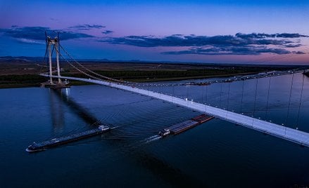 W Rumunii otwarto jeden z najdłuższych mostów w Europie. „Golden Gate na Dunaju”