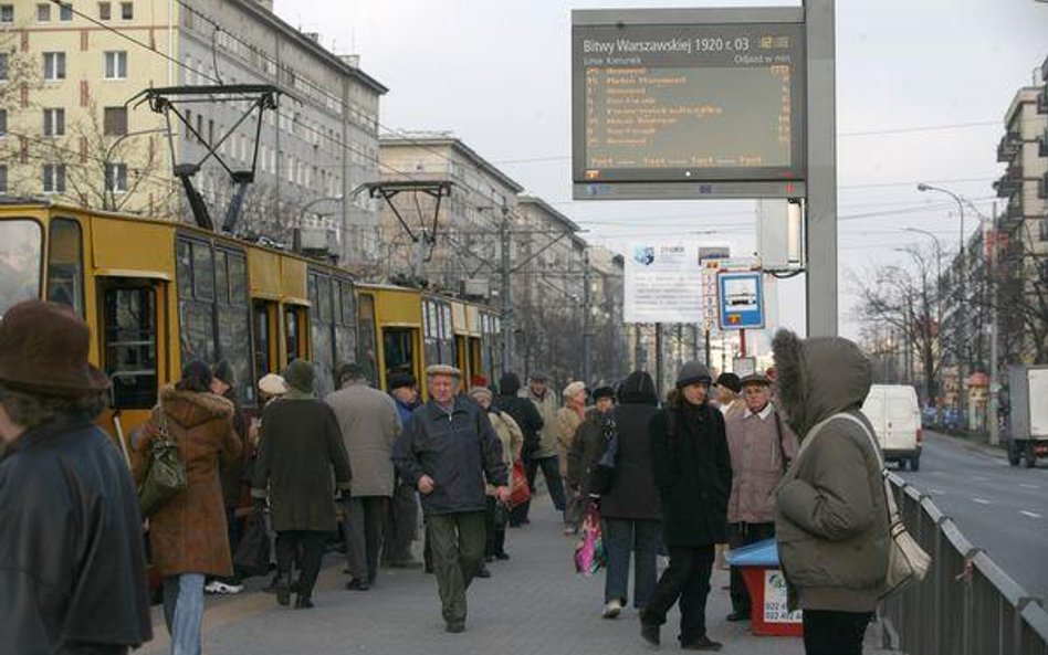 Na przystankach staną tablice z informacjami dla podróżnych