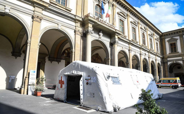 Włochy: Pierwsze dzieci wśród zarażonych koronawirusem