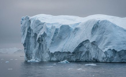 Grenlandia: Góra lodowa wielkości Radomia oderwała się od lodowca