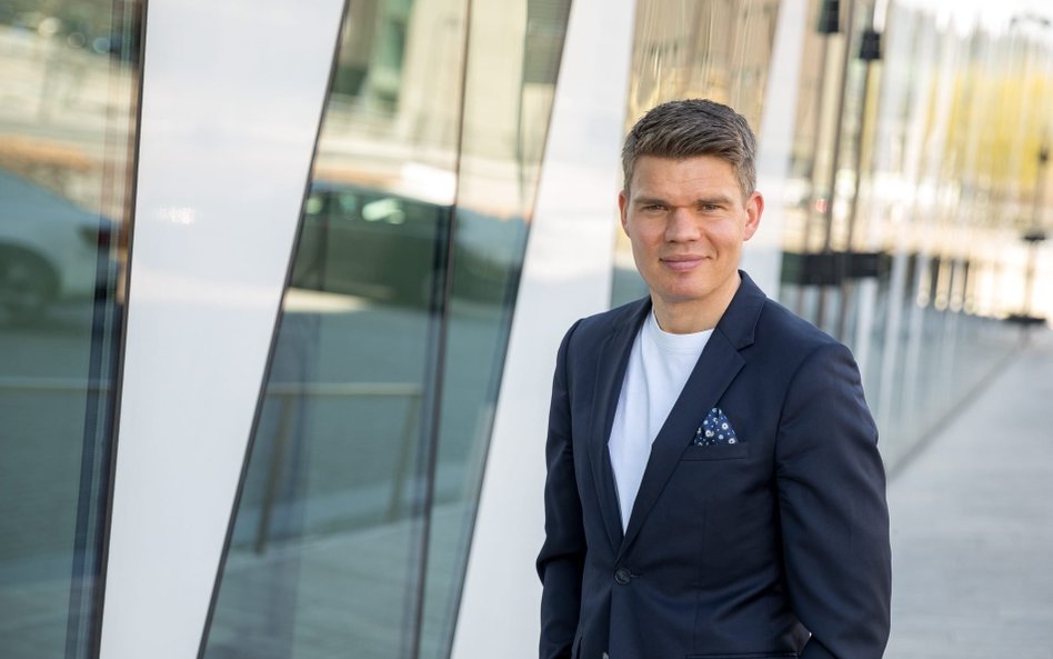 Giganty technologiczne nadal mają bardzo dużo gotówki