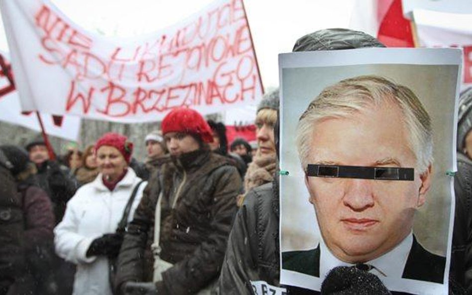 Likwidacja małych sądów spowodowała liczne protesty