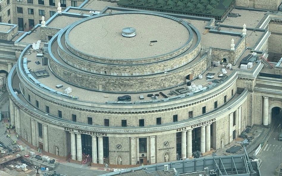 Spojrzenie na remontowaną od ponad dekady Salę Kongresową