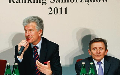 Prezydent Poznania Ryszard Grobelny i burmistrz Mszczonowa Grzegorz Kurek przekonywali, że bez wspar