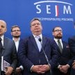 Na konferencji prasowej klubu Prawa i Sprawiedliwości 24 września 2025 r. poseł Michał Wójcik mówił: