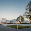 Muzeum w miejscowości Šeduva na Litwie powstało w oparciu o projekt fińskiej pracowni Lahdelma & Mah