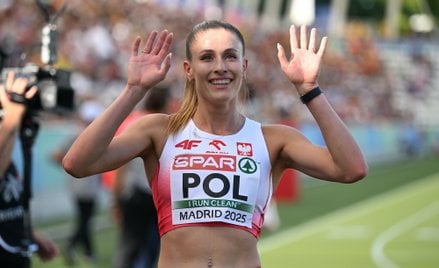Wciąż postrzegam siebie jako zwyczajną dziewczynę, dlatego na co dzień nie zastanawiam się nad swoim