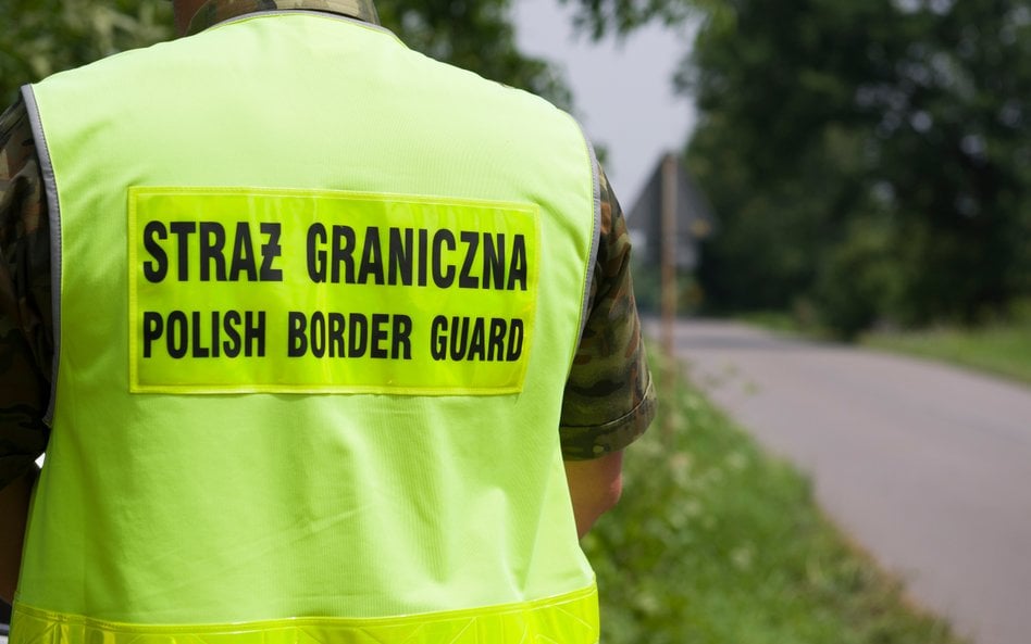 Nowa służba do deportacji. Polacy ocenili pomysł Mateusza Morawieckiego