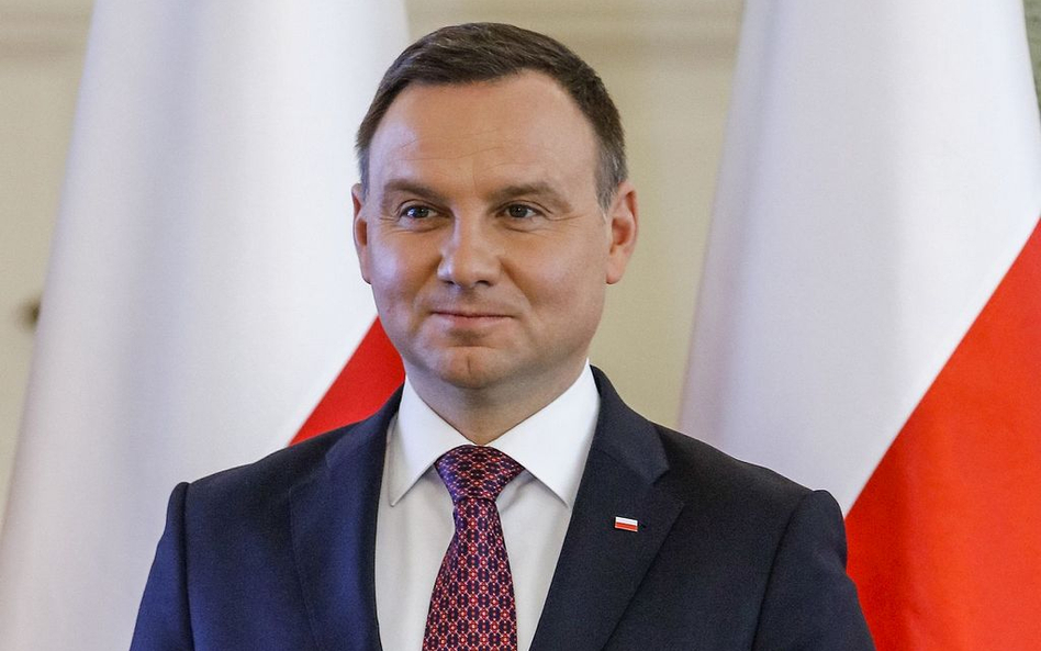 Andrzej Duda: ustawa o jawności majątku rodzin urzędników do Trybunału Konstytucyjnego