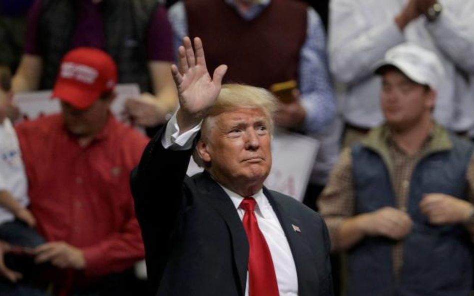Prezydent USA Donald Trump mocno starał się zmobilizować republikańskich wyborców przed wyborami do 
